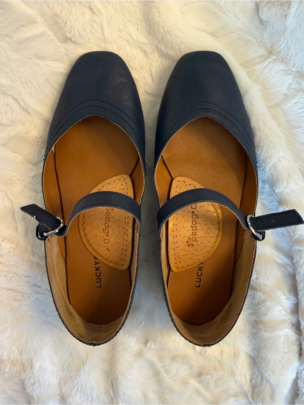 Lucky Alba Jane flat in navy size 5